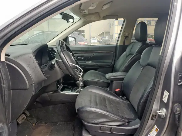 JA4AD3A3XKZ033860 2019 MITSUBISHI OUTLANDER - Image 7