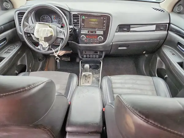 JA4AD3A3XKZ034930 2019 MITSUBISHI OUTLANDER - Image 8