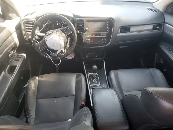JA4AD3A3XKZ035883 2019 MITSUBISHI OUTLANDER - Image 8