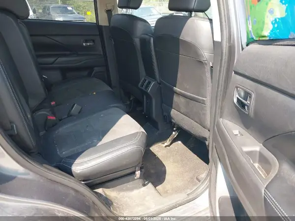 JA4AD3A3XKZ042977 2019 MITSUBISHI OUTLANDER - Image 8