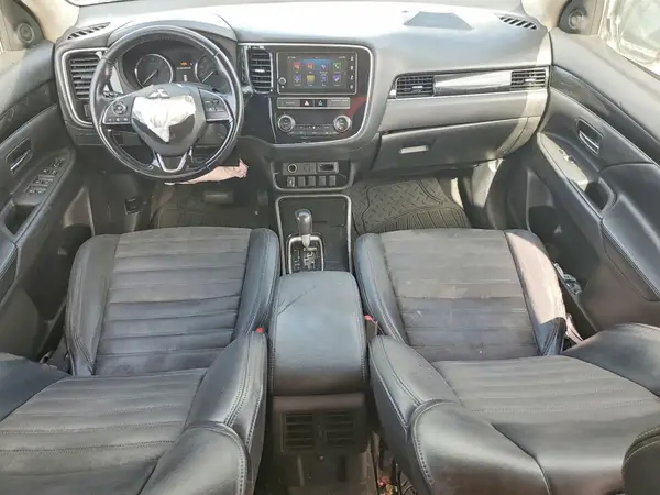 JA4AD3A3XKZ043045 2019 MITSUBISHI OUTLANDER - Image 8