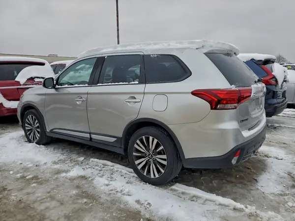 JA4AD3A3XKZ045555 2019 MITSUBISHI OUTLANDER - Image 2