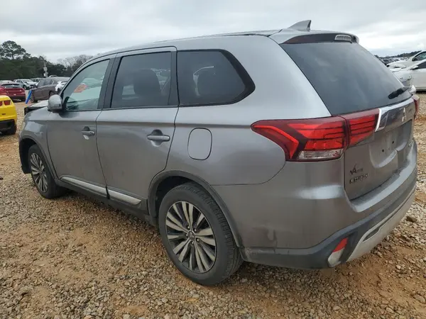 JA4AD3A3XKZ046608 2019 MITSUBISHI OUTLANDER - Image 2