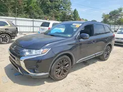 JA4AD3A3XKZ049587 2019 MITSUBISHI OUTLANDER