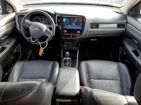 JA4AD3A3XLJ000597 2020 MITSUBISHI OUTLANDER - Image 8