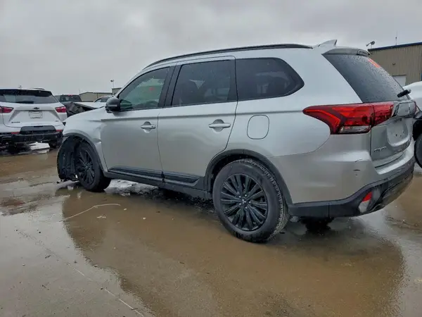 JA4AD3A3XLZ003792 2020 MITSUBISHI OUTLANDER - Image 2