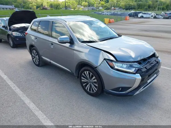 JA4AD3A3XLZ006238 2020 MITSUBISHI OUTLANDER - Image 1