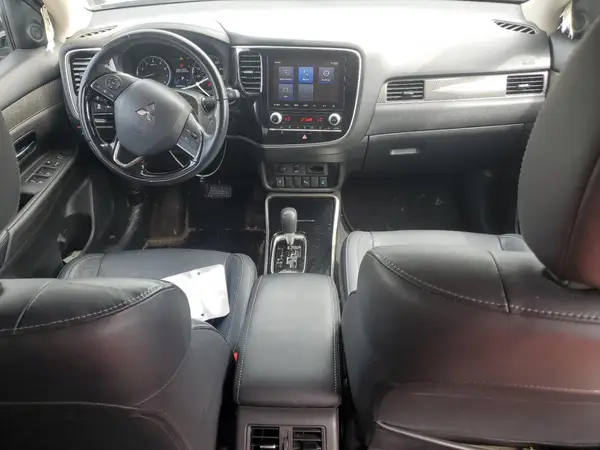 JA4AD3A3XLZ006756 2020 MITSUBISHI OUTLANDER - Image 8