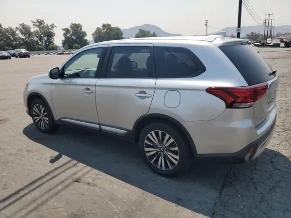 JA4AD3A3XLZ008183 2020 MITSUBISHI OUTLANDER - Image 2