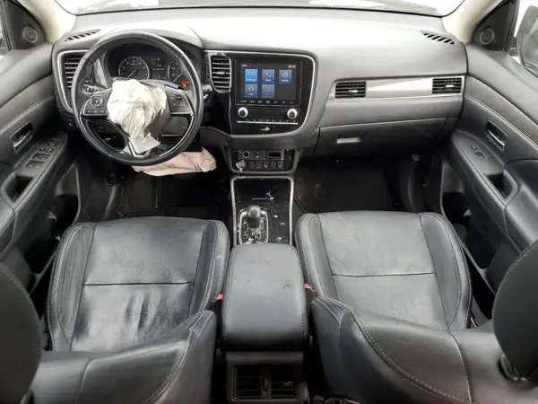 JA4AD3A3XLZ018261 2020 MITSUBISHI OUTLANDER - Image 8