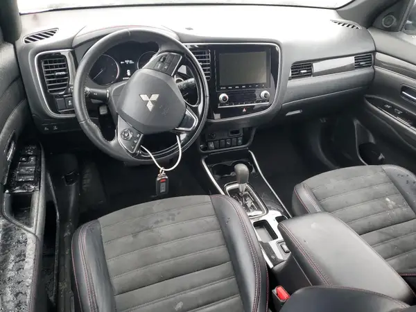 JA4AD3A3XLZ019698 2020 MITSUBISHI OUTLANDER - Image 8