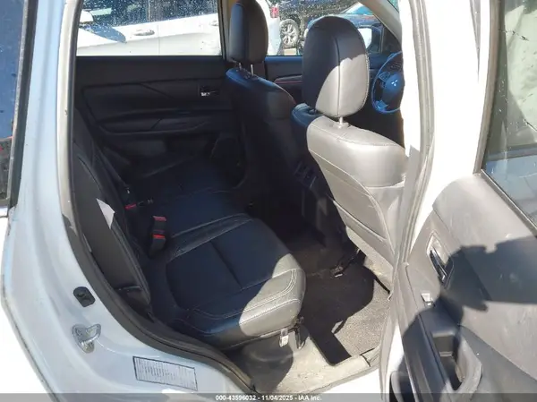 JA4AD3A3XLZ019961 2020 MITSUBISHI OUTLANDER - Image 8
