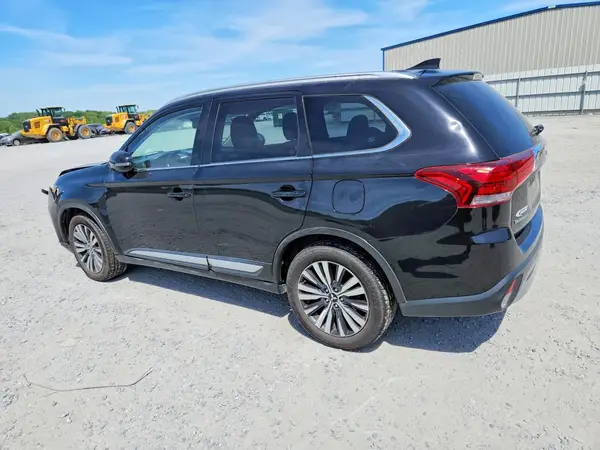 JA4AD3A3XLZ020205 2020 MITSUBISHI OUTLANDER - Image 2