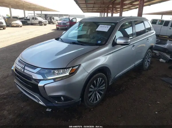 JA4AD3A3XLZ020396 2020 MITSUBISHI OUTLANDER - Image 2