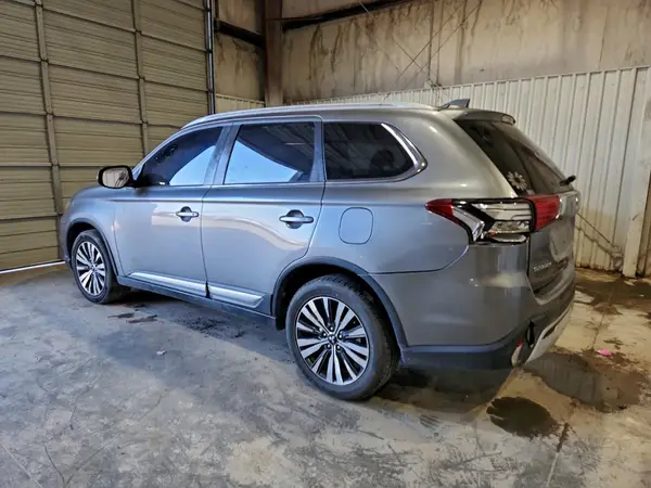 JA4AD3A3XLZ021354 2020 MITSUBISHI OUTLANDER - Image 2