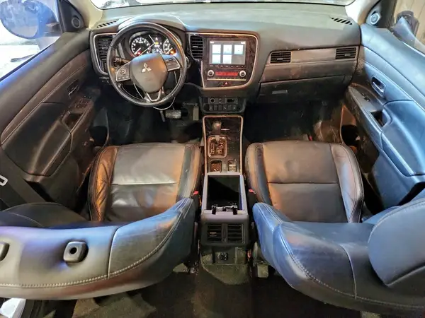 JA4AD3A3XLZ021354 2020 MITSUBISHI OUTLANDER - Image 8