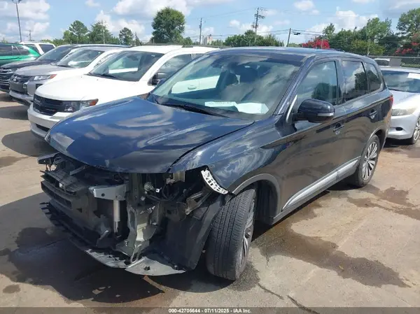 JA4AD3A3XLZ022231 2020 MITSUBISHI OUTLANDER - Image 2