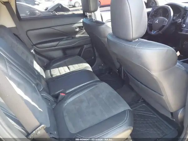 JA4AD3A3XLZ022729 2020 MITSUBISHI OUTLANDER - Image 8