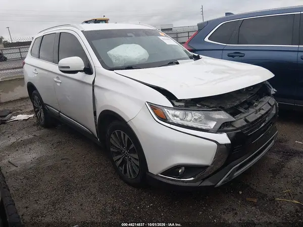 JA4AD3A3XLZ028532 2020 MITSUBISHI OUTLANDER - Image 1