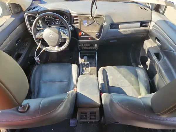 JA4AD3A3XLZ029566 2020 MITSUBISHI OUTLANDER - Image 8