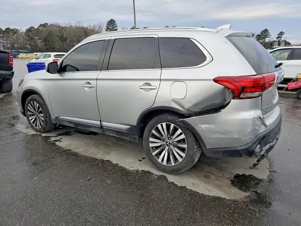 JA4AD3A3XLZ030085 2020 MITSUBISHI OUTLANDER - Image 2