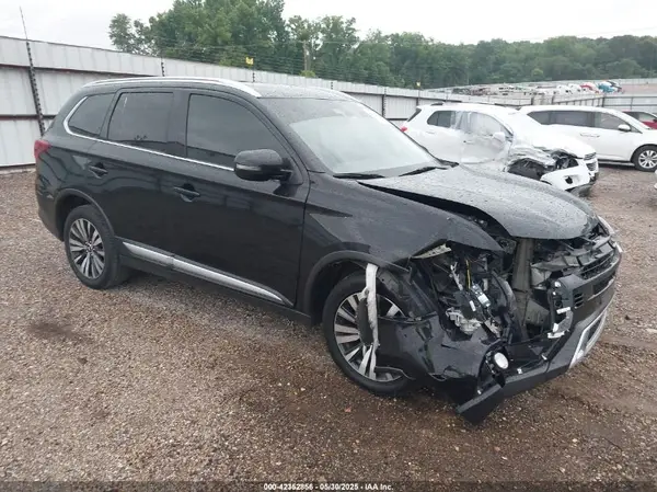 JA4AD3A3XLZ030748 2020 MITSUBISHI OUTLANDER - Image 1
