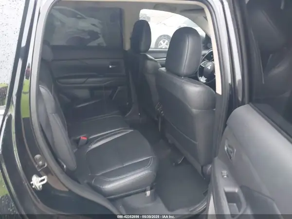 JA4AD3A3XLZ030748 2020 MITSUBISHI OUTLANDER - Image 8
