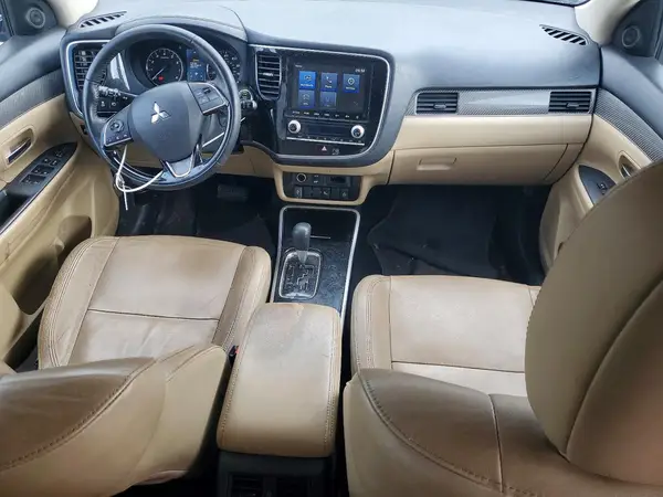 JA4AD3A3XLZ031415 2020 MITSUBISHI OUTLANDER - Image 8