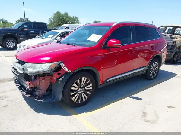 JA4AD3A3XLZ032421 2020 MITSUBISHI OUTLANDER - Image 2