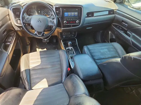 JA4AD3A3XLZ038624 2020 MITSUBISHI OUTLANDER - Image 8