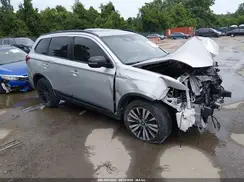 JA4AD3A3XLZ042589 2020 MITSUBISHI OUTLANDER
