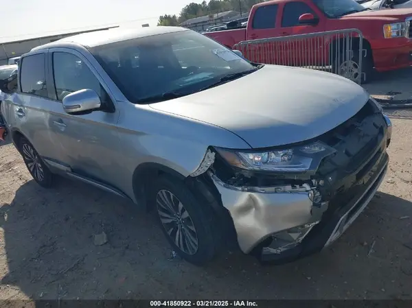 JA4AD3A3XLZ044133 2020 MITSUBISHI OUTLANDER - Image 1