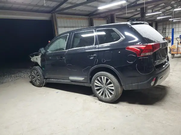 JA4AD3A3XLZ046111 2020 MITSUBISHI OUTLANDER - Image 2