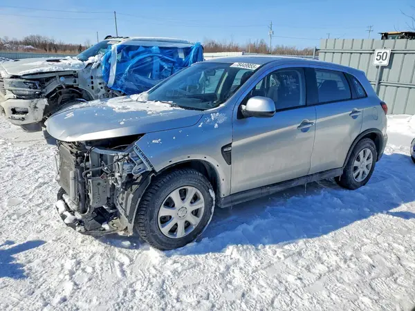 JA4AH3AU8LU602653 2020 MITSUBISHI OUTLANDER - Image 1