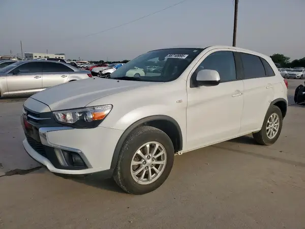JA4AJ3AU3JZ602113 2018 MITSUBISHI OUTLANDER - Image 1