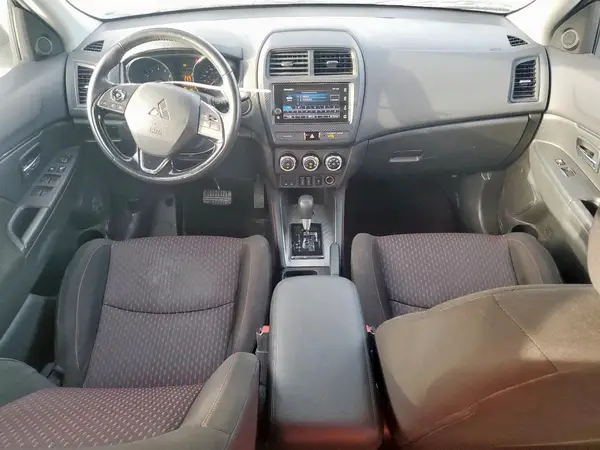JA4AJ3AU3JZ602113 2018 MITSUBISHI OUTLANDER - Image 8