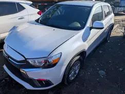 JA4AJ3AU6KU601018 2019 MITSUBISHI OUTLANDER