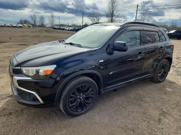 JA4AJ4AW2HZ607613 2017 MITSUBISHI OUTLANDER - Image 1