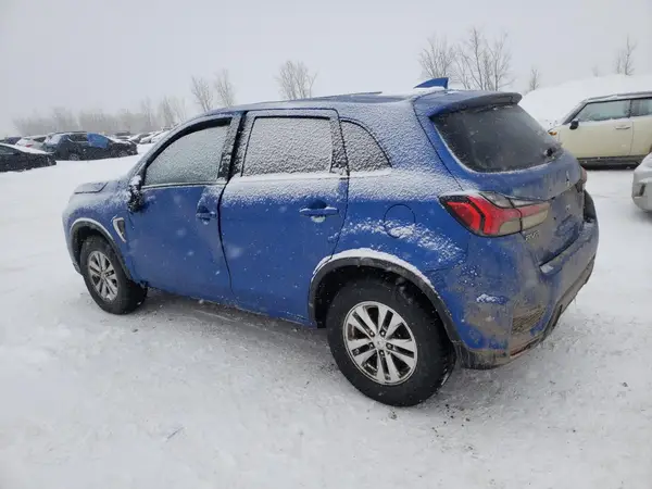 JA4AJVAW3NU604850 2022 MITSUBISHI OUTLANDER - Image 2