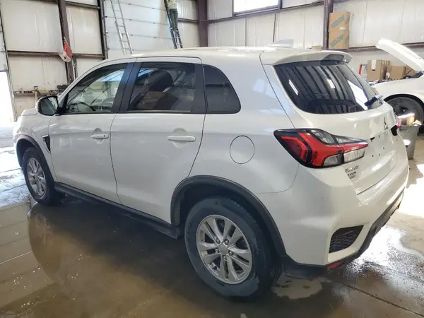 JA4AJVAW8MU606768 2021 MITSUBISHI OUTLANDER - Image 2