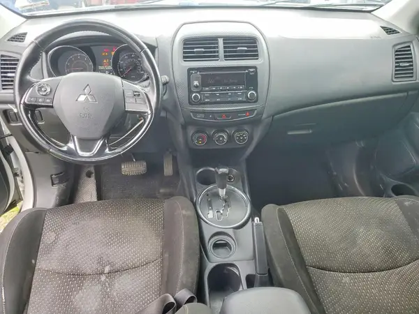 JA4AP3AU0GZ022776 2016 MITSUBISHI OUTLANDER - Image 8