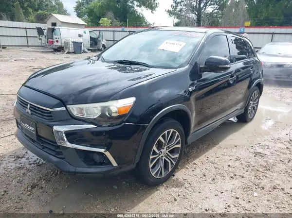 JA4AP3AU0GZ025841 2016 MITSUBISHI OUTLANDER - Image 2