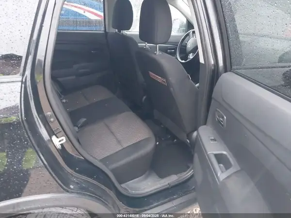 JA4AP3AU0GZ033356 2016 MITSUBISHI OUTLANDER - Image 8