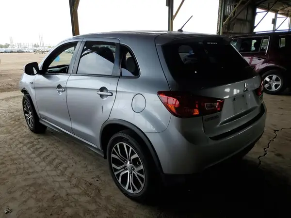 JA4AP3AU0GZ062470 2016 MITSUBISHI OUTLANDER - Image 2