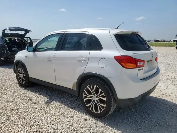 JA4AP3AU0GZ063845 2016 MITSUBISHI OUTLANDER - Image 2