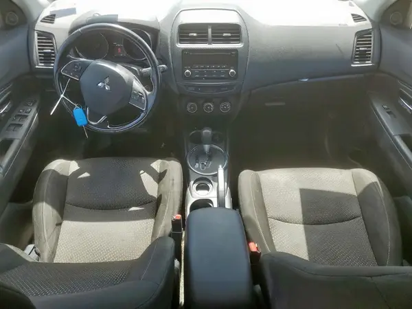 JA4AP3AU0GZ063845 2016 MITSUBISHI OUTLANDER - Image 8