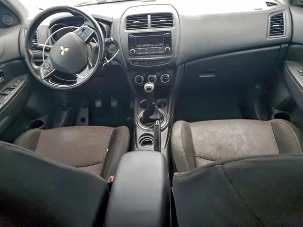 JA4AP3AU0HZ007194 2017 MITSUBISHI OUTLANDER - Image 8