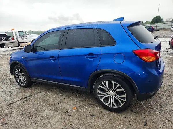 JA4AP3AU0HZ009107 2017 MITSUBISHI OUTLANDER - Image 2