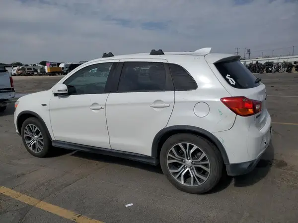 JA4AP3AU0HZ013576 2017 MITSUBISHI OUTLANDER - Image 2