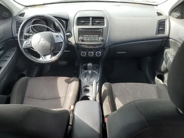 JA4AP3AU0HZ013576 2017 MITSUBISHI OUTLANDER - Image 8